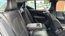 Volvo Xc40 2.0 T4 Momentum 5dr AWD Geartronic Petrol Estate